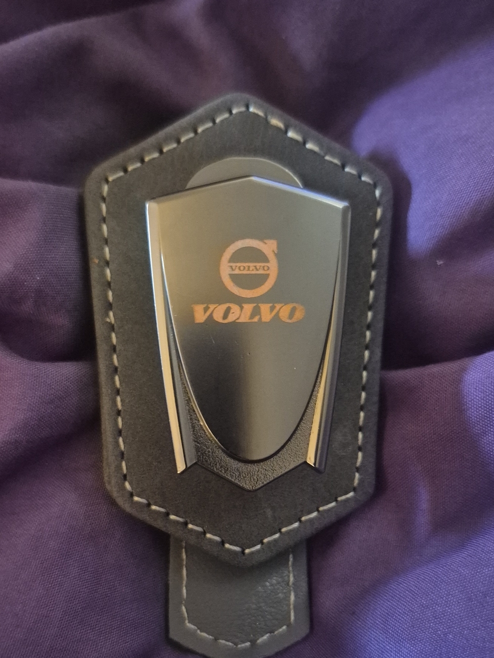 Car Sunglasses Holder for Volvo Black Leather
